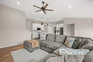 261 Cardinal Dr, Sullivan, WI 53178 - Photo 33