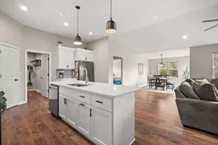 261 Cardinal Dr, Sullivan, WI 53178 - Photo 3