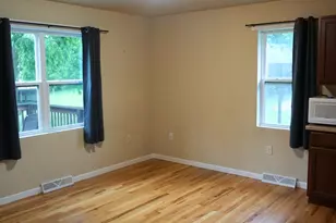 534 S Gault St, Whitewater, WI 53190 - Photo 11