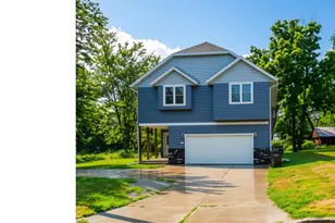 538 S Gault St, Whitewater, WI 53190 - Photo 1