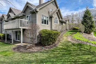215 Kirkham Ct, Brookfield, WI 53045 - Photo 41