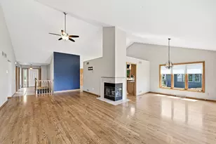 215 Kirkham Ct, Brookfield, WI 53045 - Photo 7