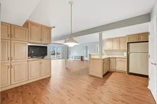 215 Kirkham Ct, Brookfield, WI 53045 - Photo 29