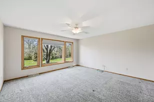 215 Kirkham Ct, Brookfield, WI 53045 - Photo 17