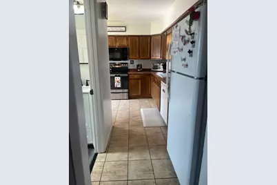 517 E Union St, Oconomowoc, WI 53027 - Photo 7