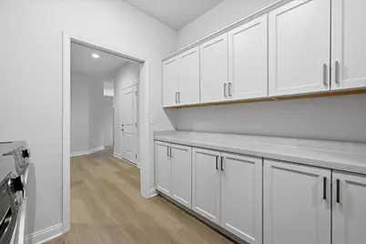 832 N Verona Cir #11, Grafton, WI 53024 - Photo 17