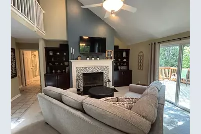 625  Morningside Ct, Saukville, WI 53080 - Photo 9