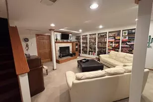 625 Morningside Ct, Saukville, WI 53080 - Photo 23
