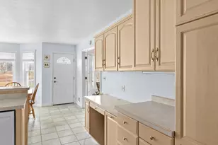 3919 Golfview Dr, Two Rivers, WI 54241 - Photo 19