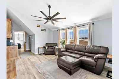 3202  Mirro Dr, Manitowoc, WI 54220 - Photo 27