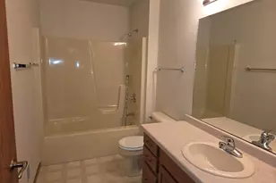 2233 Knuell St, Manitowoc, WI 54220 - Photo 11