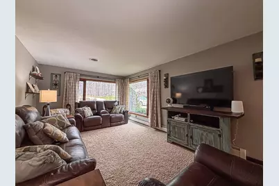28808  Grove Ln, Racine, WI 53185 - Photo 9