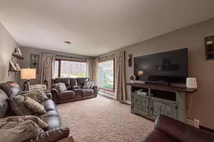 28808 Grove Ln, Racine, WI 53185 - Photo 9