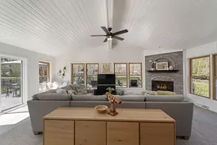 11227 N Bobolink Ln, Mequon, WI 53092 - Photo 11
