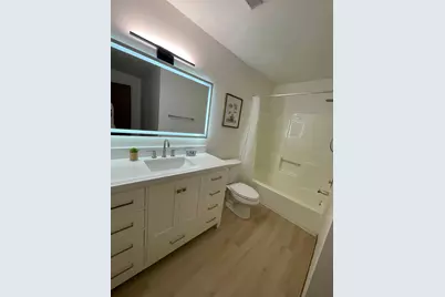 6329 W Nebraska Ave #203, Milwaukee, WI 53220 - Photo 13