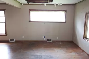 4826 N 37th St, Milwaukee, WI 53209 - Photo 5
