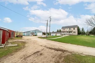 201 N Irish Rd, New Holstein, WI 53020 - Photo 29