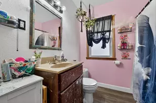 2600 Arthur Ave, Racine, WI 53405 - Photo 9