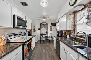2600 Arthur Ave, Racine, WI 53405 - Photo 7