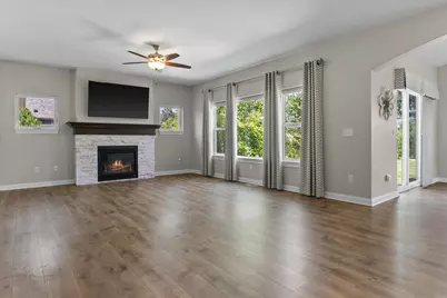 4725  Copper Leaf Blvd, Racine, WI 53403 - Photo 13