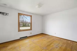 2007 Plymouth St, New Holstein, WI 53061 - Photo 11