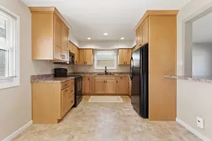 716 David Ave, Sheboygan Falls, WI 53085 - Photo 5