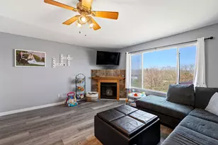 1126 Autumn Dr, West Bend, WI 53090 - Photo 31