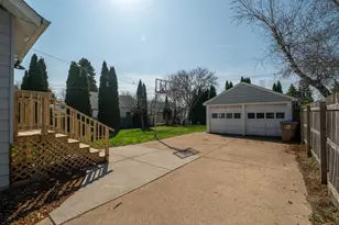 2123 27th St, Kenosha, WI 53140 - Photo 27