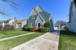 520 74th St, Kenosha, WI 53143 - Photo 1