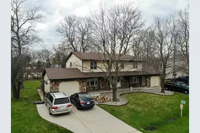 7200  Ashwood Ln #7202, Racine, WI 53185 - Photo 1