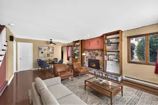 445 W Chestnut St, Burlington, WI 53105 - Photo 7