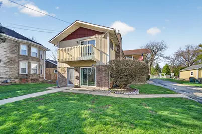 445 W Chestnut St, Burlington, WI 53105 - Photo 1