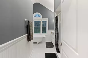 191 Riverside Dr, Racine, WI 53185 - Photo 57