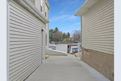 191  Riverside Dr, Racine, WI 53185 - Photo 75