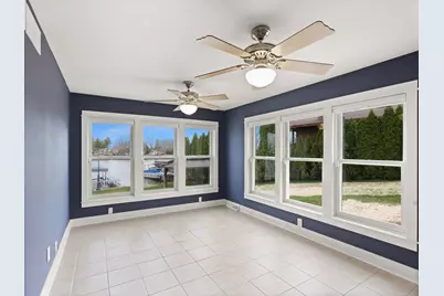 191  Riverside Dr, Racine, WI 53185 - Photo 29
