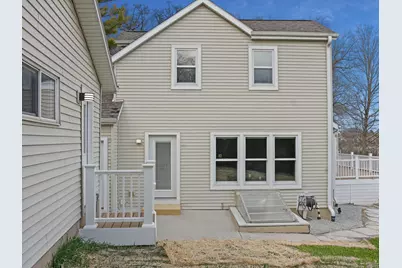 191  Riverside Dr, Racine, WI 53185 - Photo 77