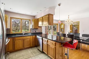 N75W23419 N Ridgeview Cir, Sussex, WI 53089 - Photo 33