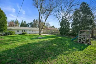 1025 W Riverview Dr, Glendale, WI 53209 - Photo 35