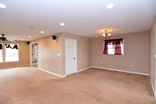 302 W Hunt Ave, Twin Lakes, WI 53181 - Photo 11