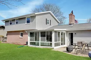 12915 W Wilbur Dr, New Berlin, WI 53151 - Photo 3