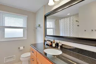 12915 W Wilbur Dr, New Berlin, WI 53151 - Photo 31
