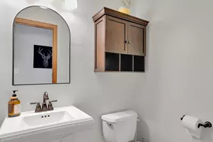 12915 W Wilbur Dr, New Berlin, WI 53151 - Photo 25