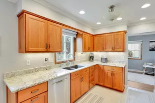 12915 W Wilbur Dr, New Berlin, WI 53151 - Photo 13