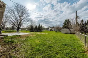 1127 Hemlock Ln, Waukesha, WI 53189 - Photo 31