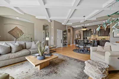 1750  Bess Ct, Oconomowoc, WI 53066 - Photo 5