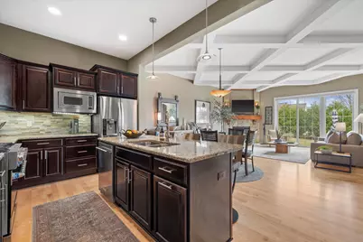 1750  Bess Ct, Oconomowoc, WI 53066 - Photo 9