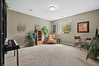 1750  Bess Ct, Oconomowoc, WI 53066 - Photo 29