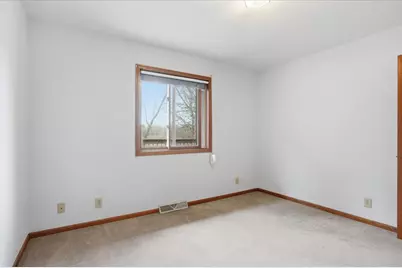 S28W36305  Scuppernong Cir, Ottawa, WI 53118 - Photo 31