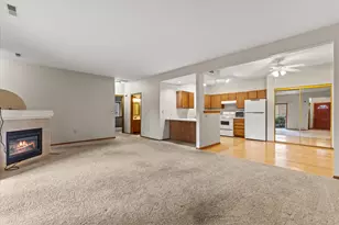 1821 E Racine Ave, Waukesha, WI 53186 - Photo 9