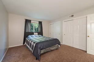 2357 Quail Hollow Ct, Delafield, WI 53018 - Photo 17